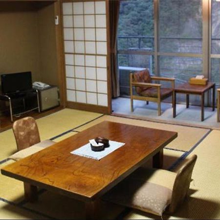 Oigami Onsen Kanzanso Numata  Ngoại thất bức ảnh